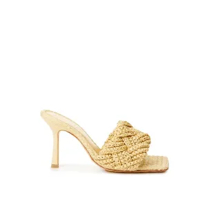 Bottega Veneta Beige Raffia Sandals for Elegant Summer Days