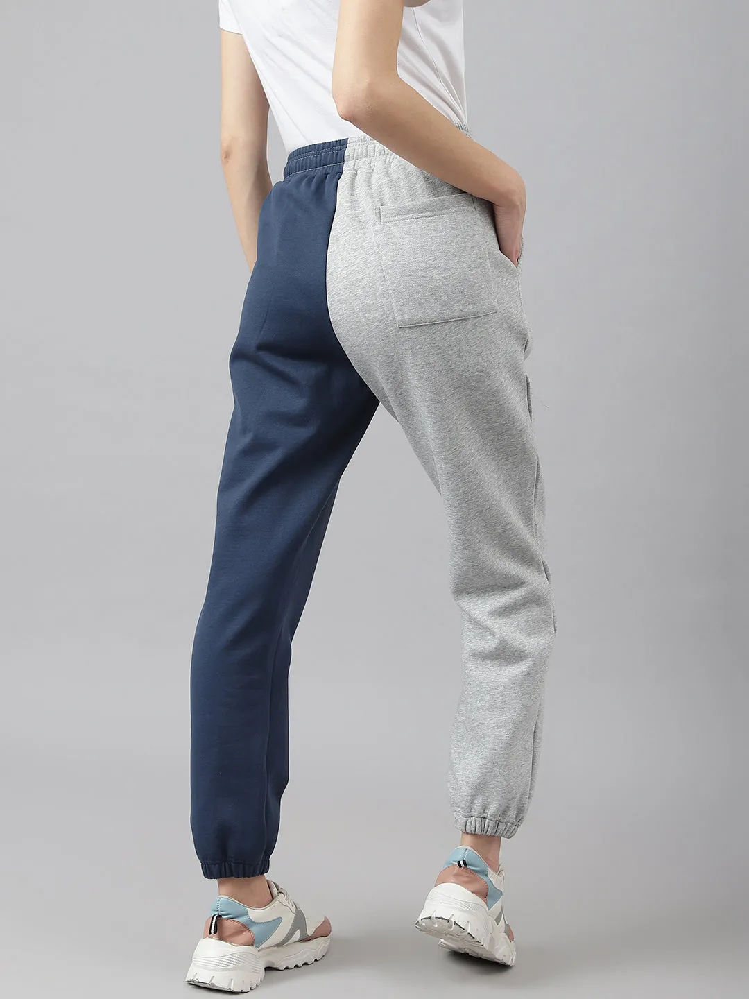 Fitkin Women Colourblocked Solid Oversized Fleece Jogger Pants