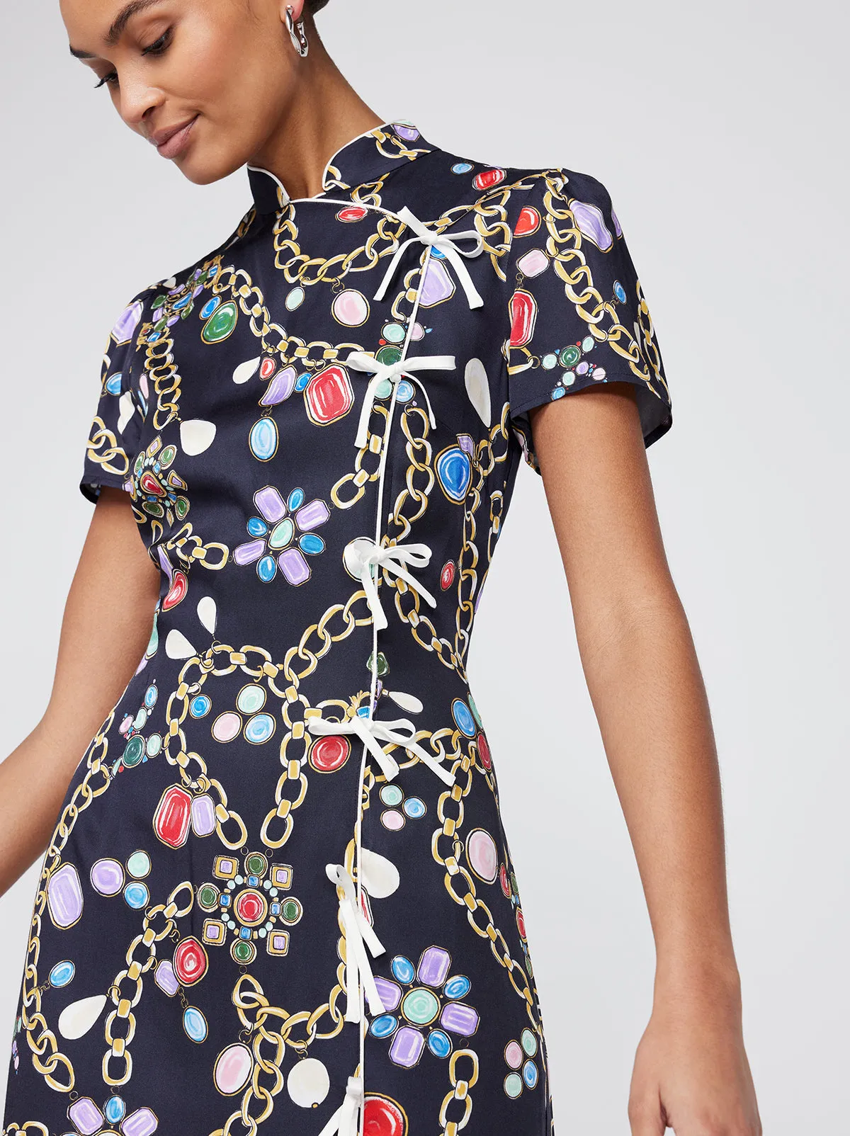 Leia Black Chain Print Midi Dress